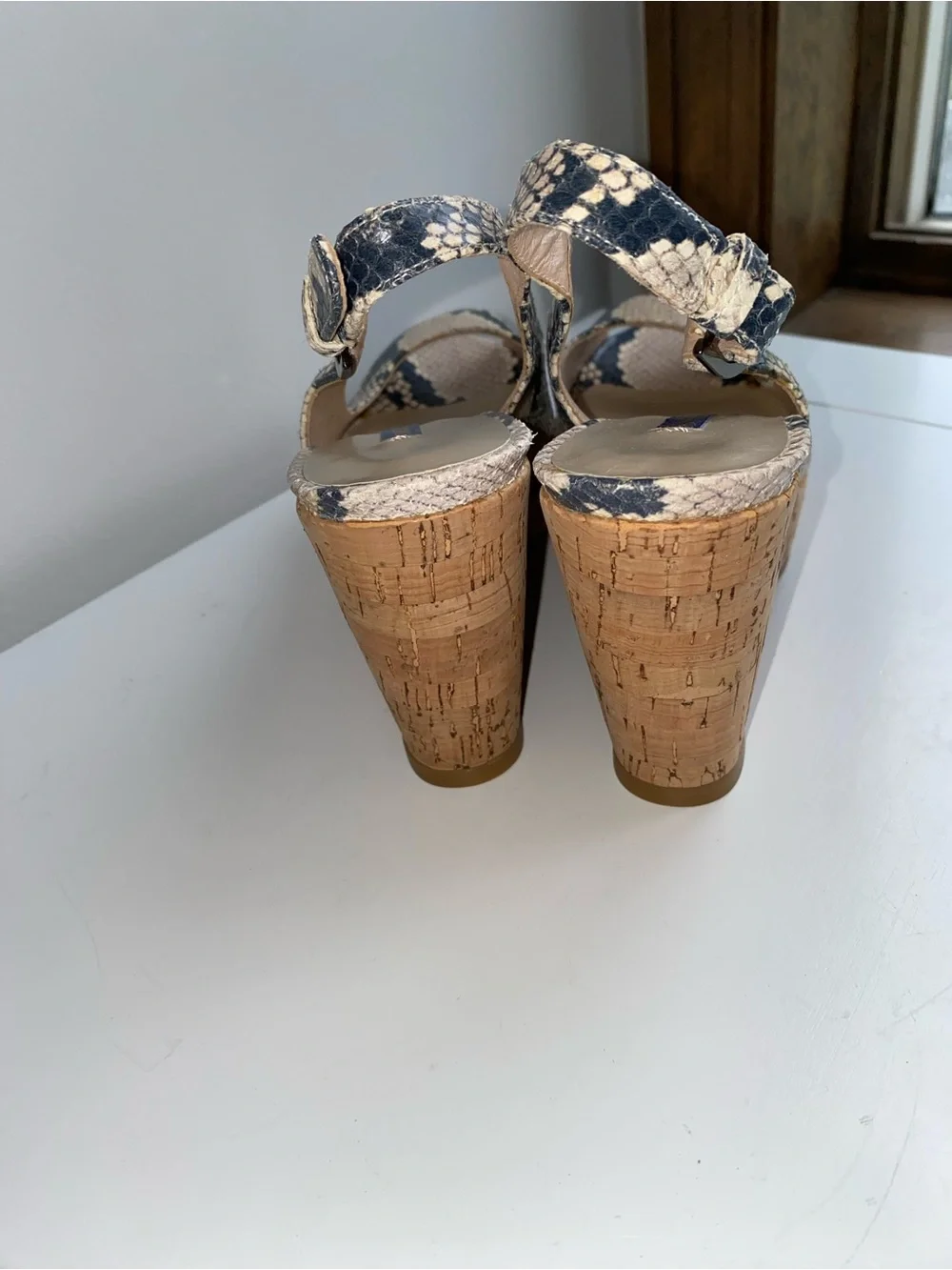 NEW Stuart Weitzman Snakeskin Cork Wedge Platform Sling backs, Size 5.5